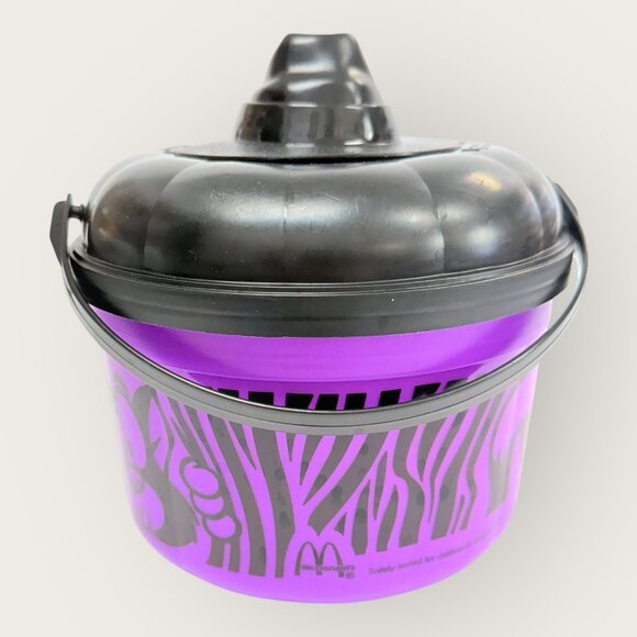 Vintage 1993 McDonalds Happy Meal Witch Boo Bucket Cat Cookie Cutter Complete C - Picture 3 of 7